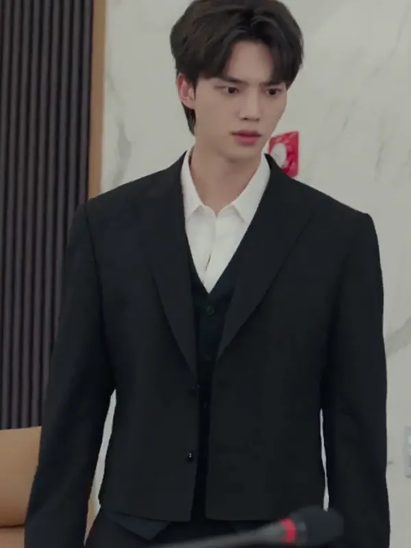Jeong-Goo-won-My-Demon-Black-Blazer