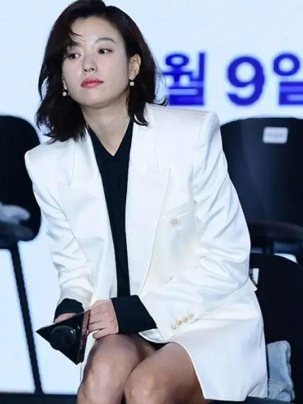 Lee-Mi-hyeon-Moving-2023-Tv-Series-White-Blazer
