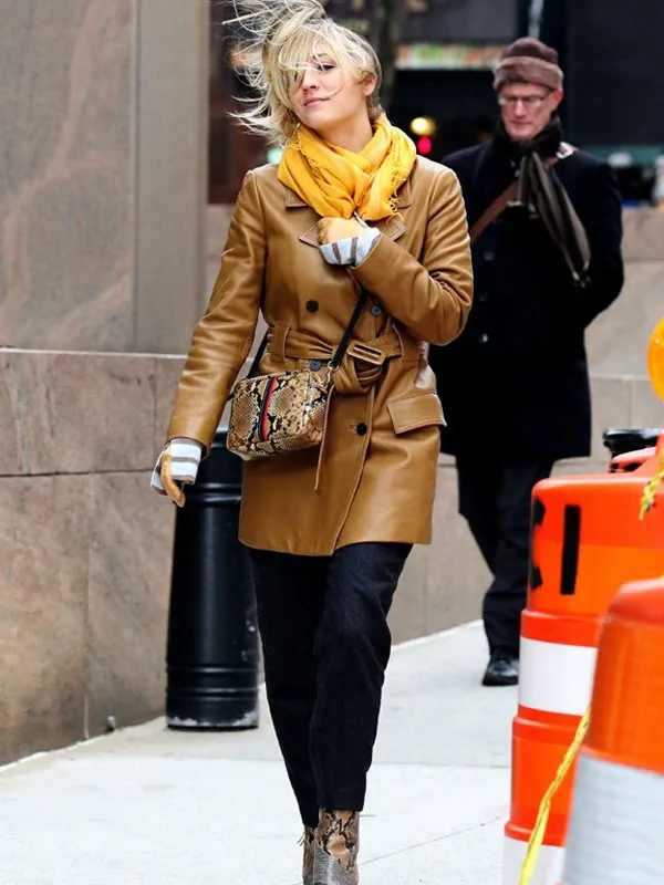 Cassie-Bowden-The-Flight-Attendant-Kaley-Cuoco-Brown-Coat