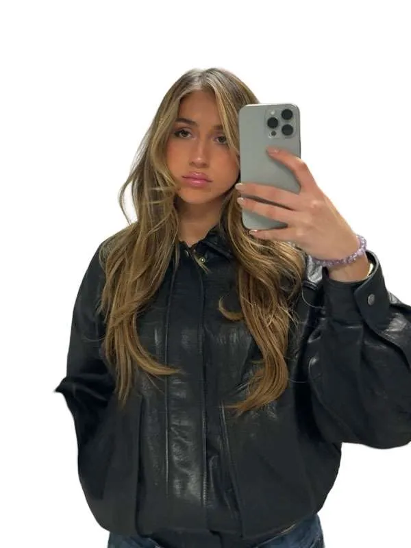 New York City Street Style 2026 Tate McRae Black Oversized Leather Jacket